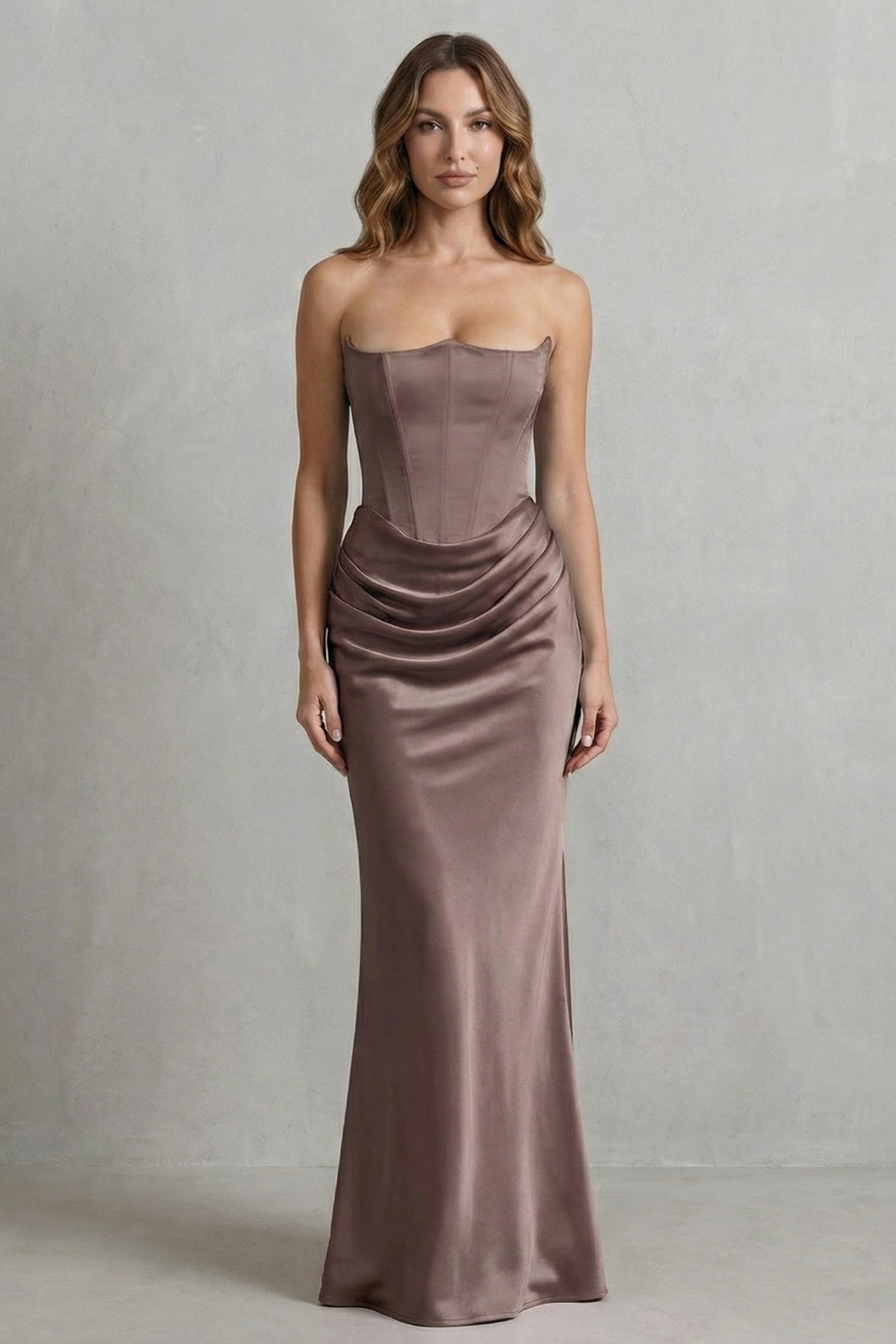 Evelisse – Drapeado de cetim esculpido – Vestido longo tomara que caia com corset