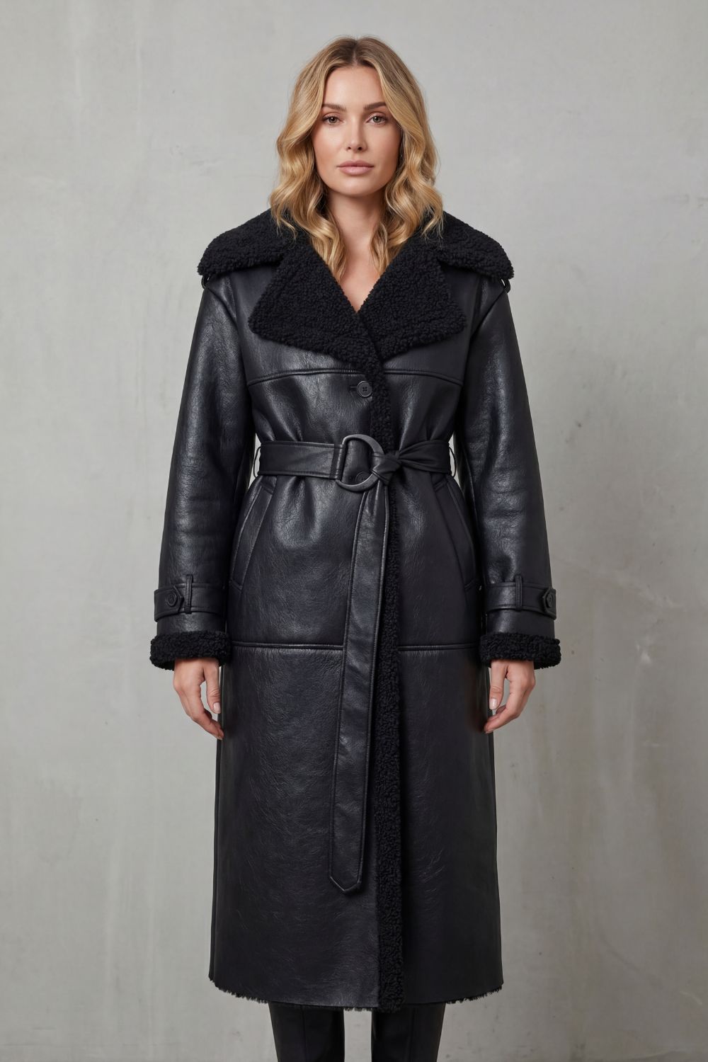 Ravienne – Calor amplo com cinto – Casaco shearling
