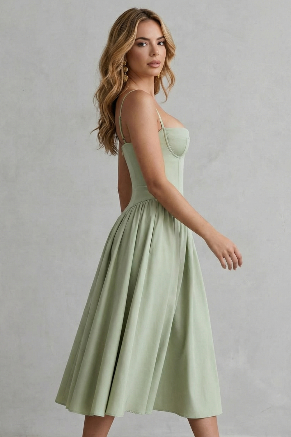 Calliope – Estrutura atemporal – Vestido Midi Feminino Estruturado sem Mangas