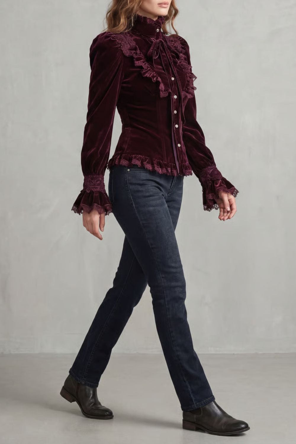 Vignoletta – Renda veludo com babados – Blusa vitoriana