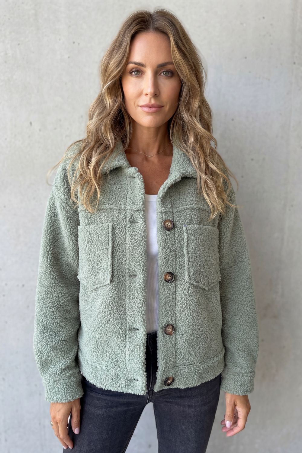 Floretta – Estilo fleece texturizado – Jaqueta com botões