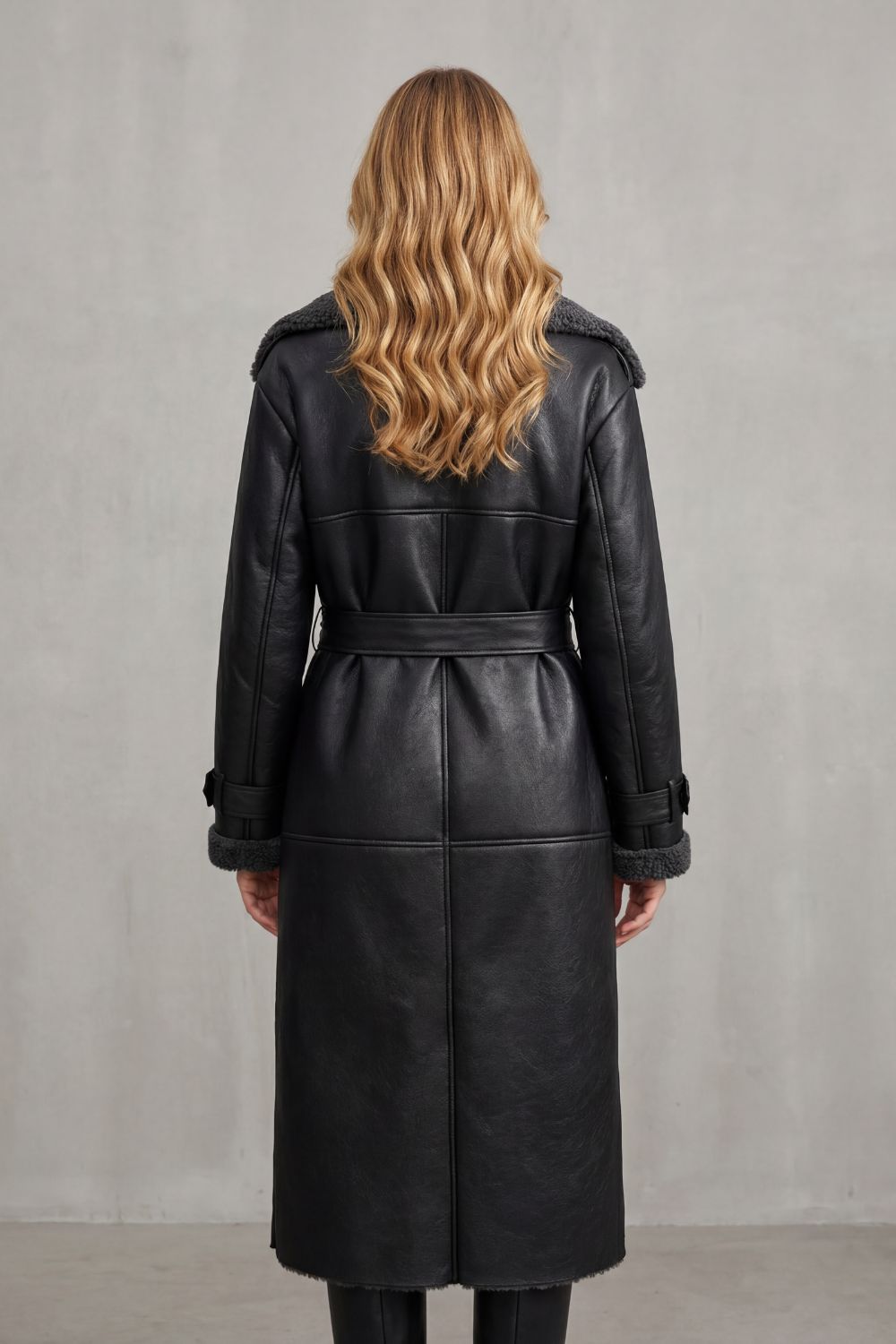 Ravienne – Calor amplo com cinto – Casaco shearling