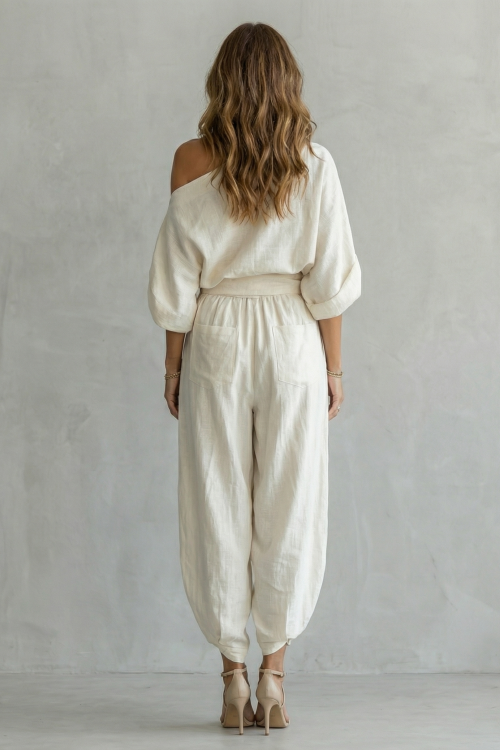 Alméra – Elegância ombro a ombro relaxada – Conjunto de duas peças