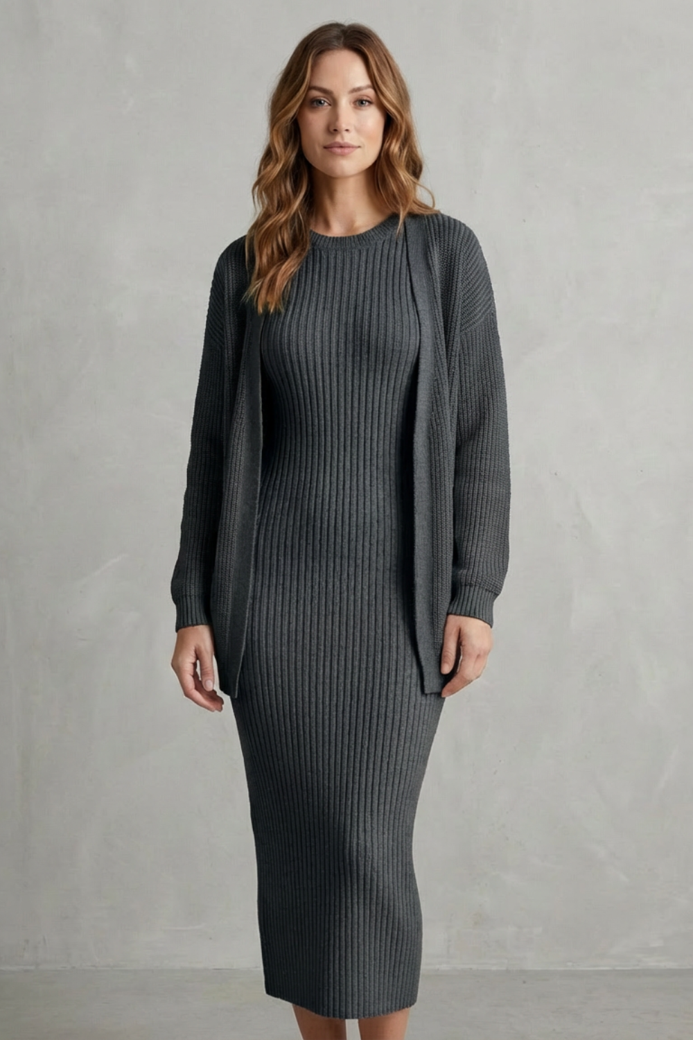 Aurelia – Conjunto Vestido Midi de Tricô Canelado – Conjunto de 2 Peças Justo com Cardigã