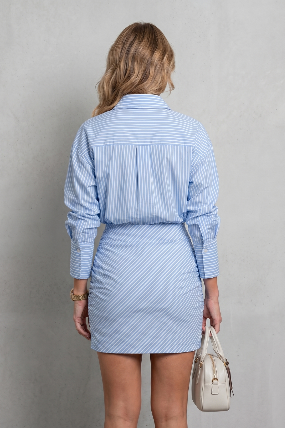 Avelisse – Silhueta listrada alfaiataria – Vestido curto