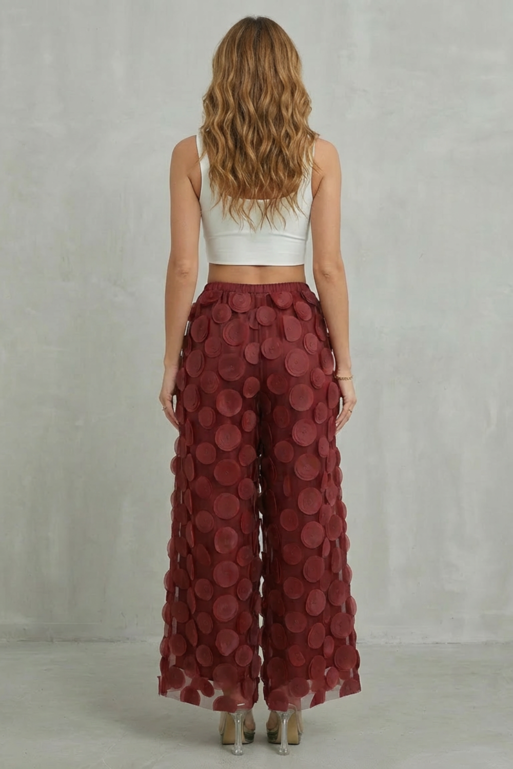 Bellaria – aplique 3D circular – Calça pantalona