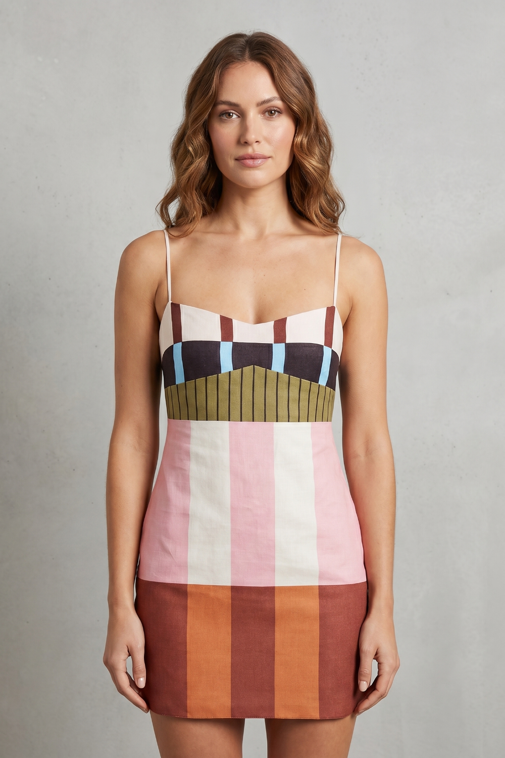Calissia – Charme color block geométrico – Vestido curto