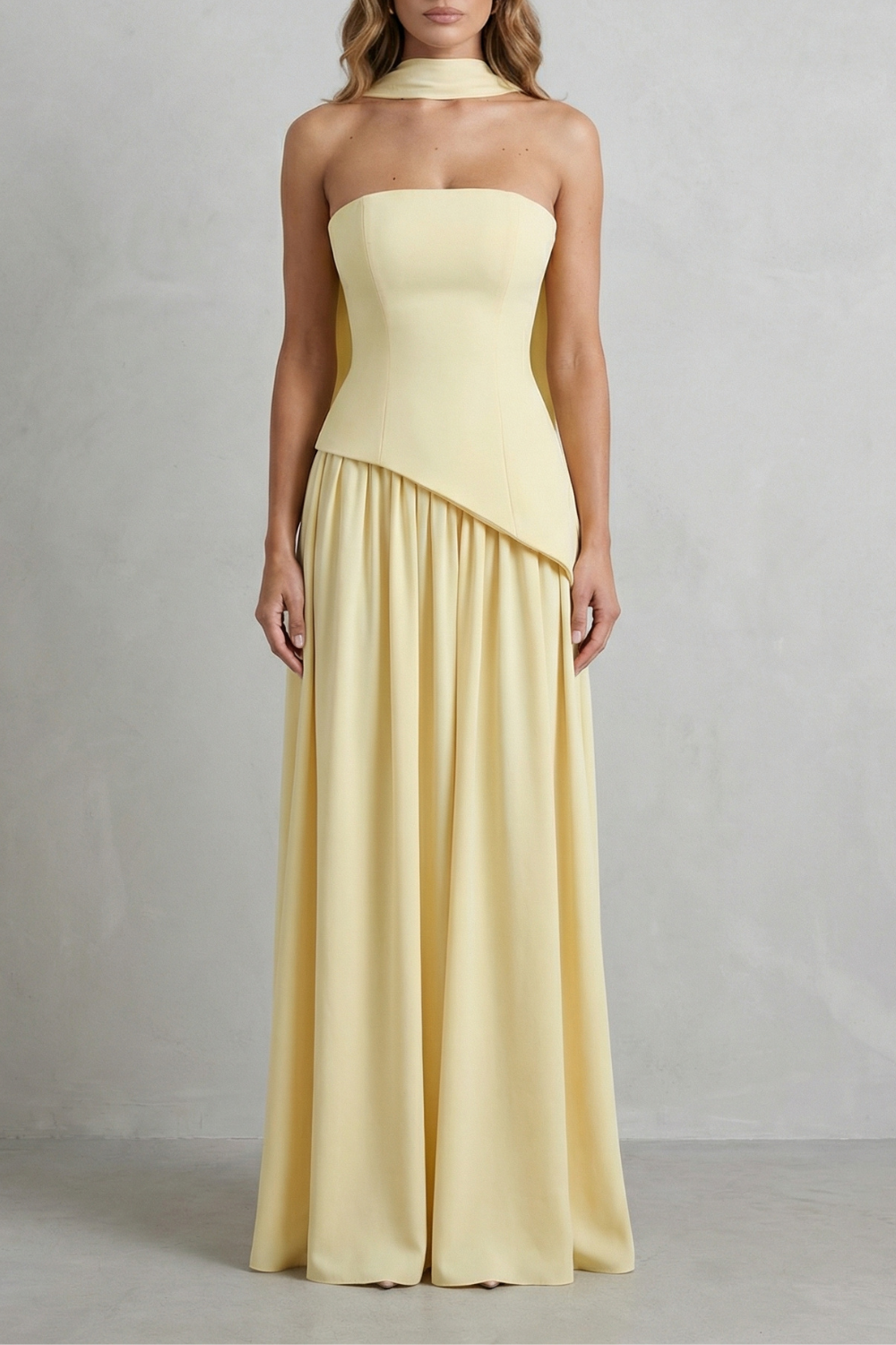 Celestara – Drapeado esculpido com fenda – Vestido longo tomara que caia