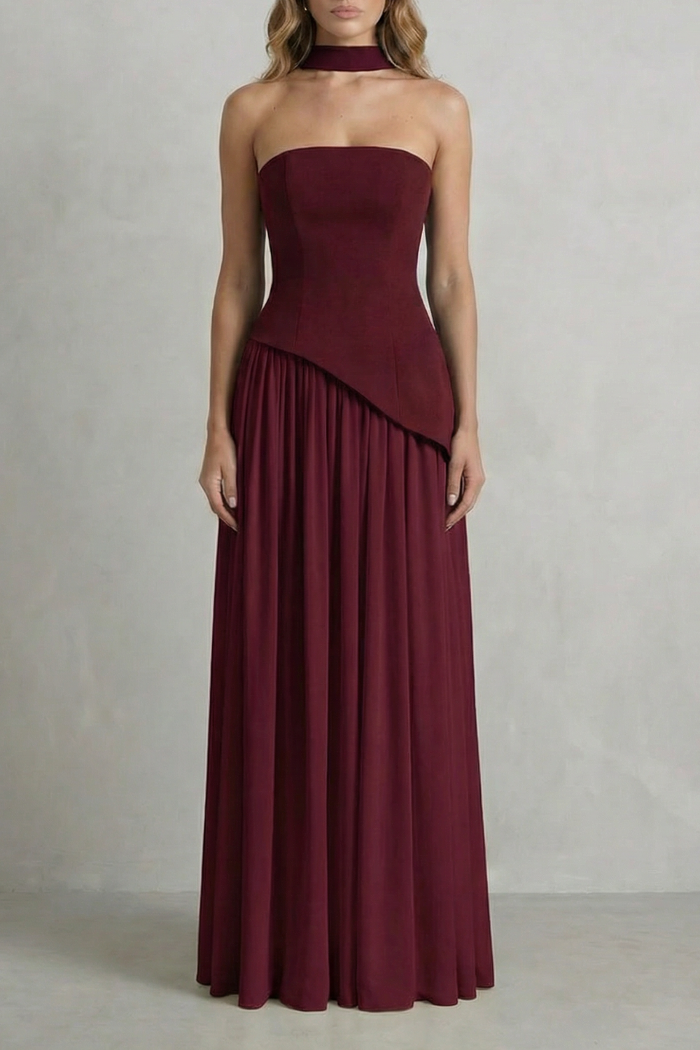 Celestara – Drapeado esculpido com fenda – Vestido longo tomara que caia