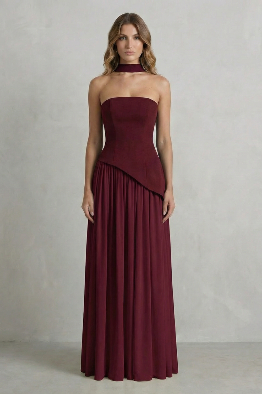 Celestara – Drapeado esculpido com fenda – Vestido longo tomara que caia