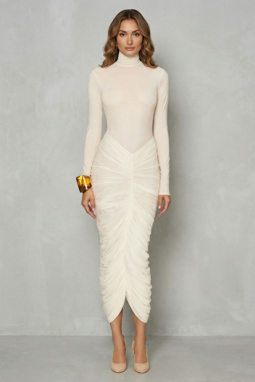 Dahlia – Elegância esculpida – Vestido Midi Justo com Gola Alta e franzido Feminino
