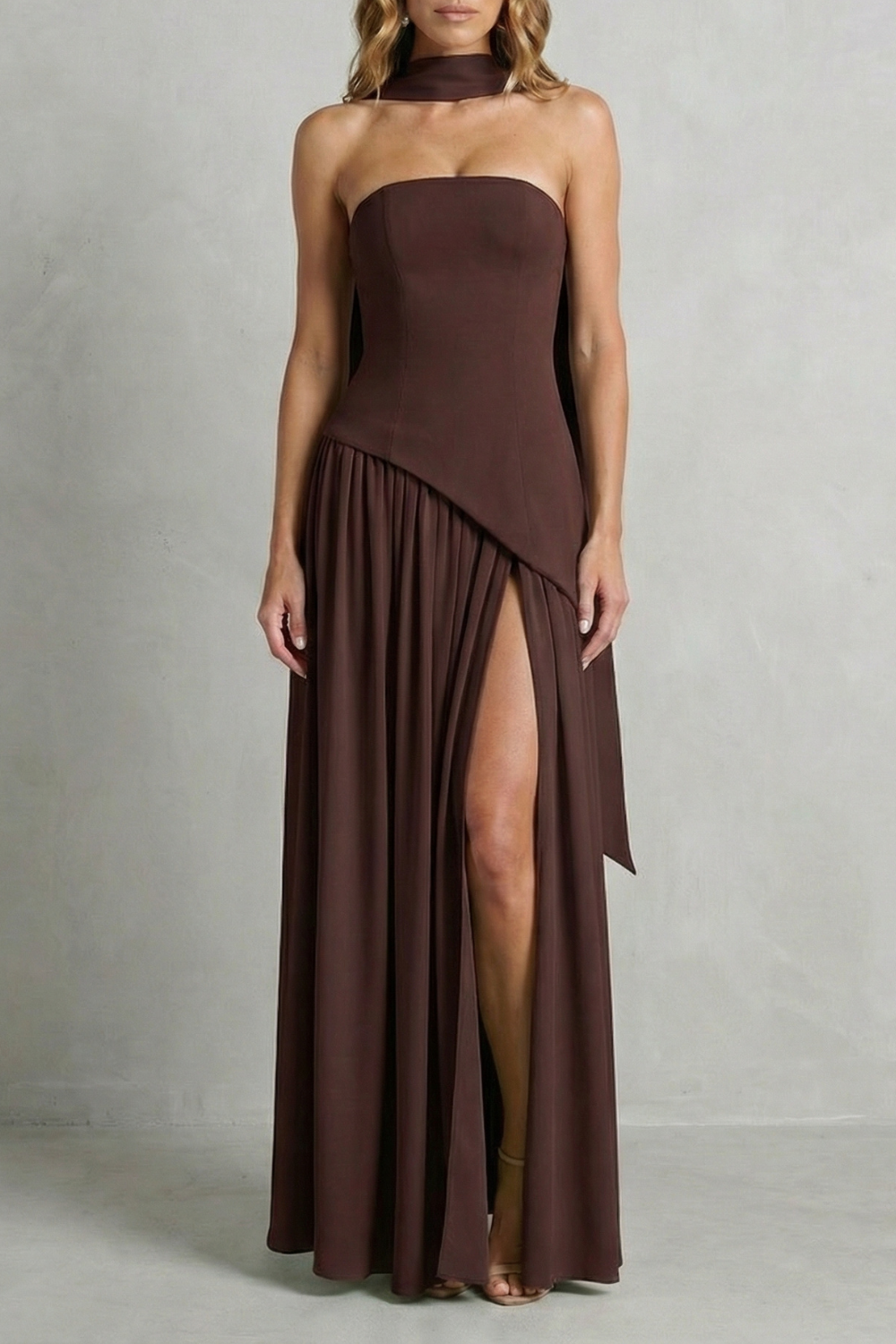 Elarisse – Drapeado assimétrico – Vestido de festa tomara que caia