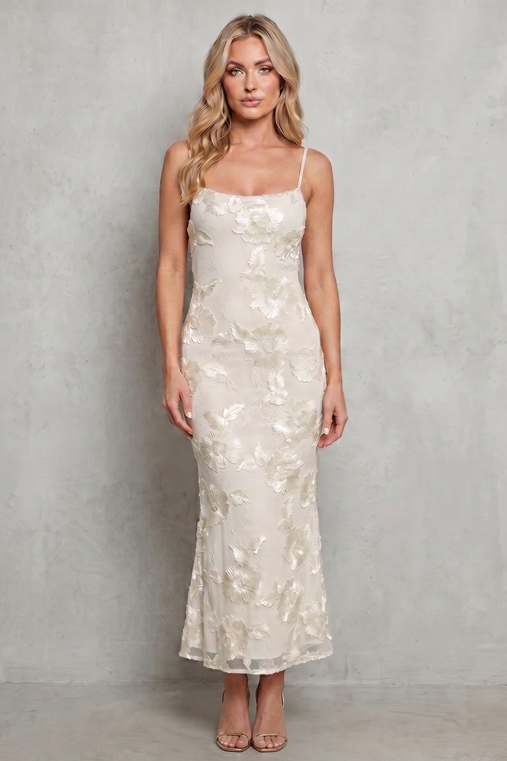 Fiona – Florescência radiante – Vestido Longo Justo Floral Feminino