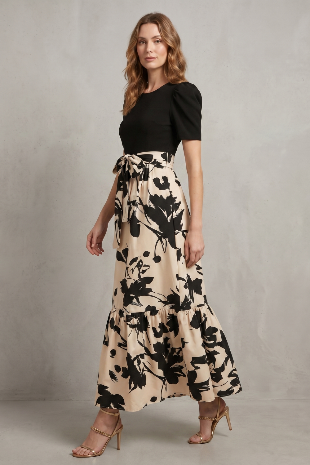 Florentine – Contraste floral artístico – Vestido longo