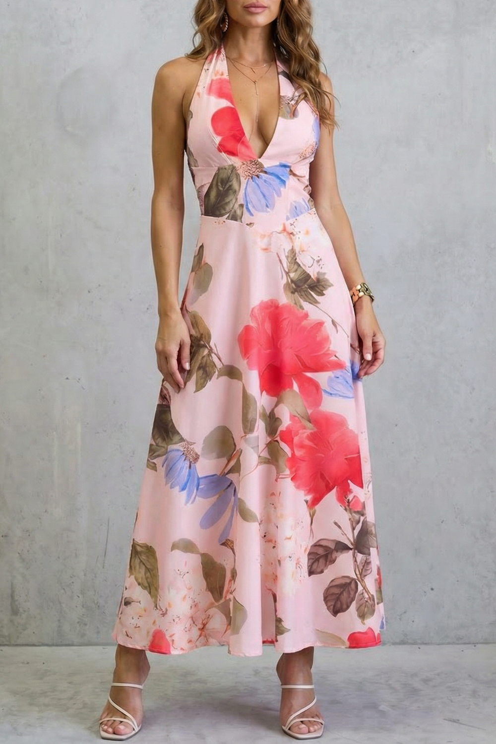 Florévia – Elegância floral com costas abertas – Vestido longo