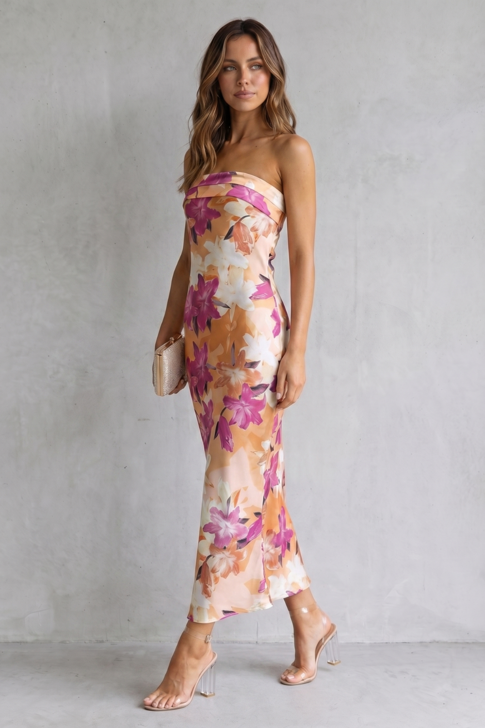 Linneva – Elegância floral tomara-que-caia – Vestido longo