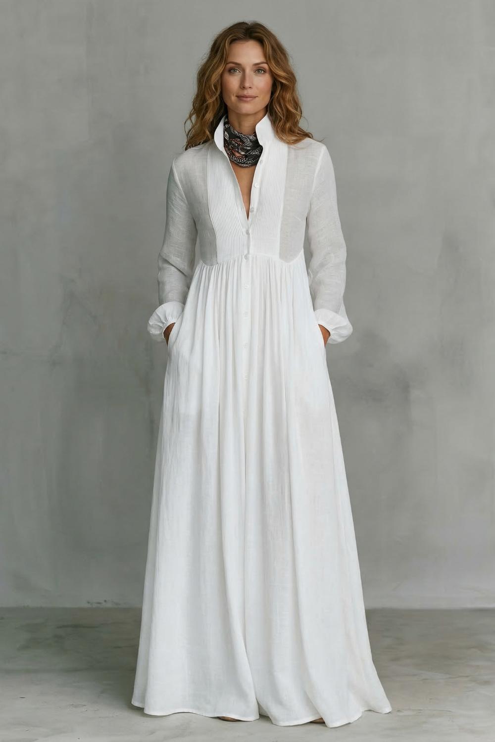 Lunarelle – Minimalismo atemporal – Vestido longo com gola Mao