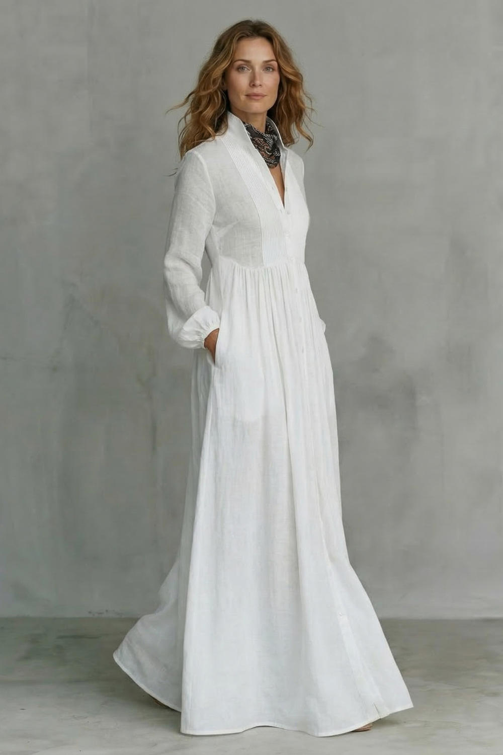 Lunarelle – Minimalismo atemporal – Vestido longo com gola Mao