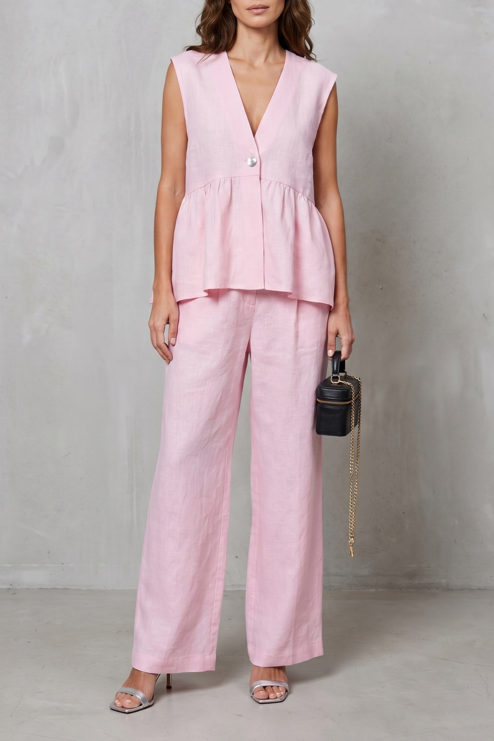 Lunessa – Elegância suave com peplum – Conjunto de calça de duas peças