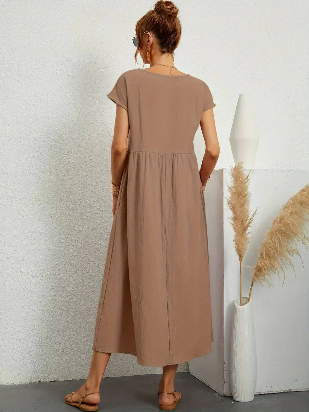 Gabrielle™ — Vestido Midi Fluido com Elegância Atemporal