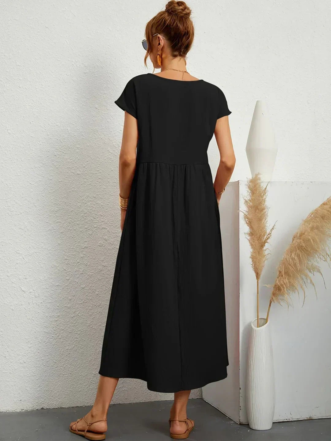 Gabrielle™ — Vestido Midi Fluido com Elegância Atemporal