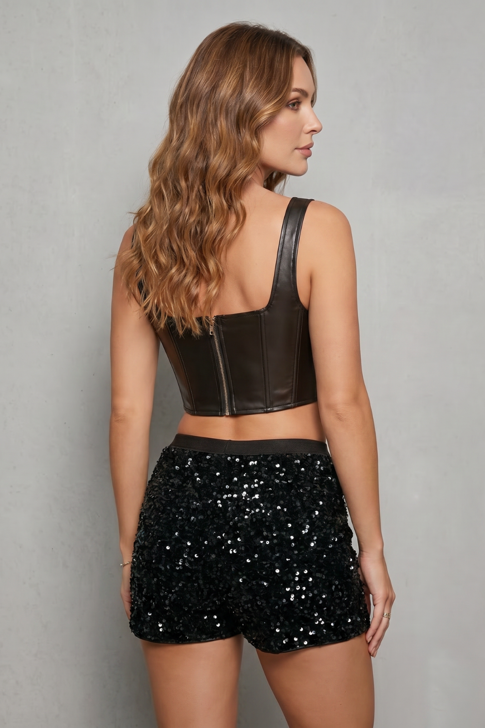 Noirelle – Glamour com brilho de lantejoulas – Shorts