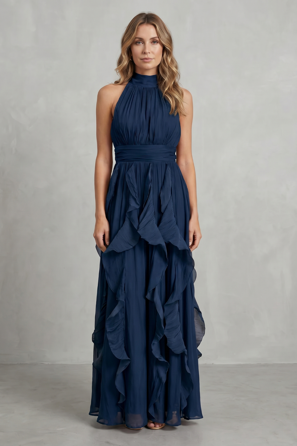 Rosamira – Elegância em chiffon com babados – Vestido longo