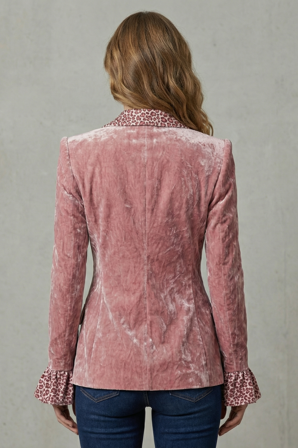 Rosavienne – Lapela estampada destaque – Blazer de veludo