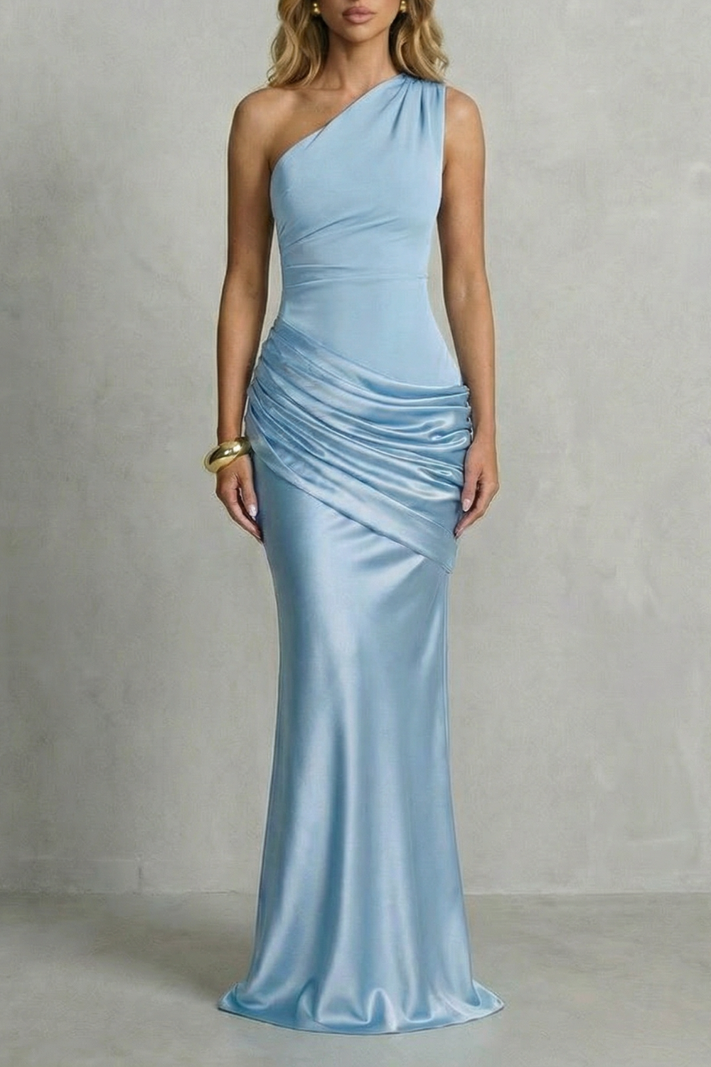 Seraphielle – Elegância em cetim drapeado – Vestido longo ombro único