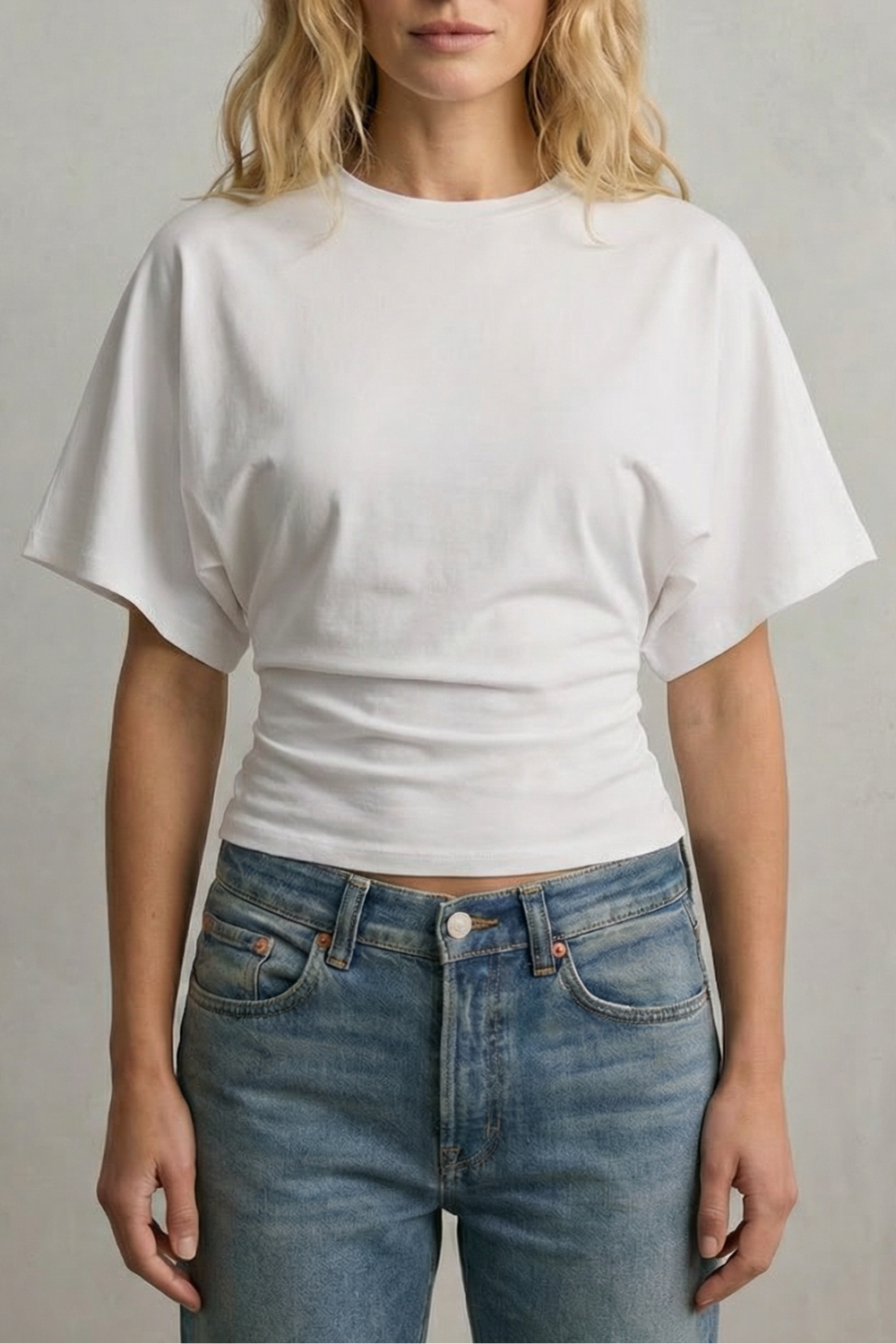 Seravelle – Elegância com cintura esculpida – Top cropped
