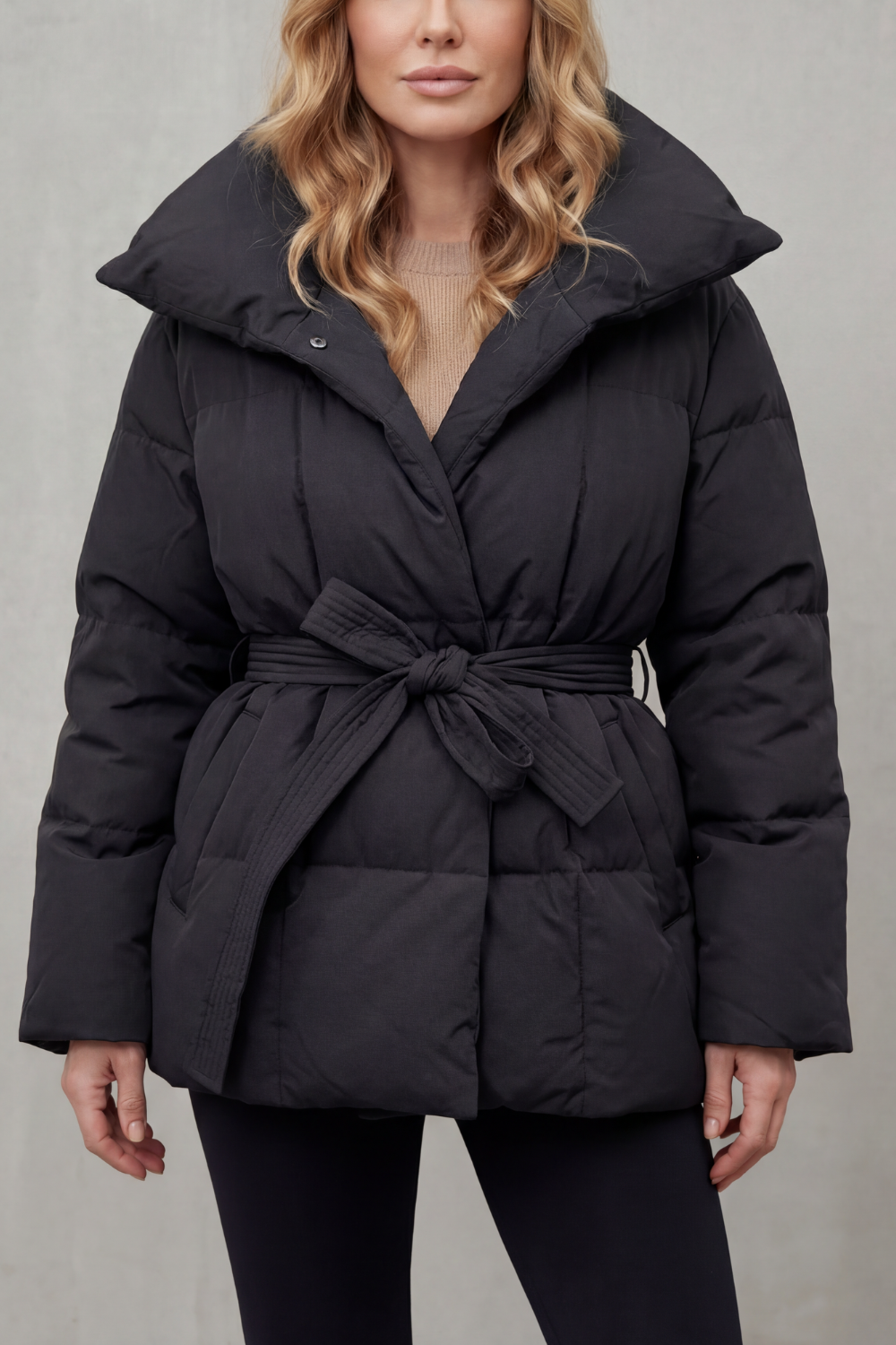 Valmira – Gola ampla – Casaco puffer com cinto