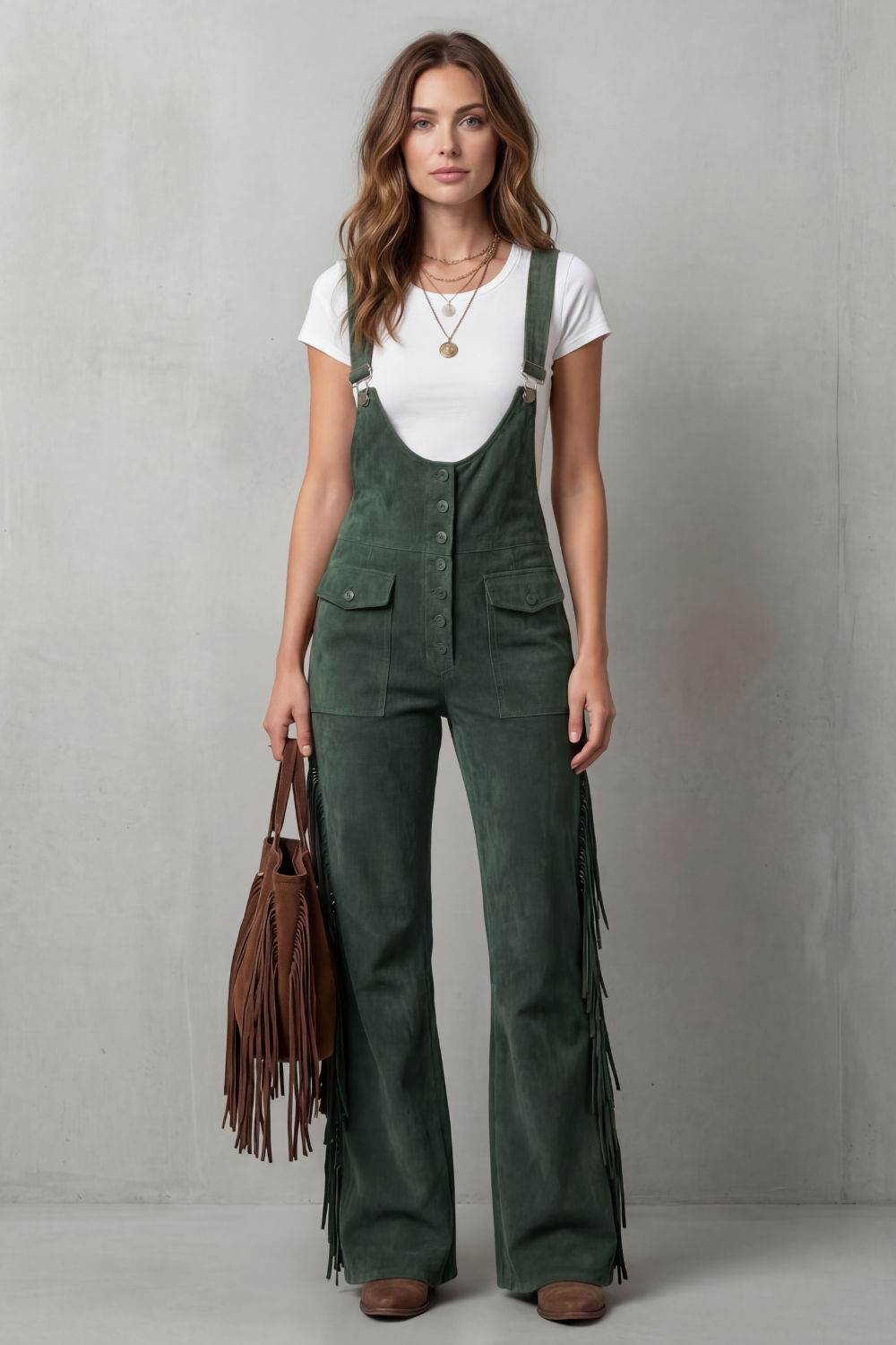 Valnera – Detalhe de franjas estilo western – Macacão flare