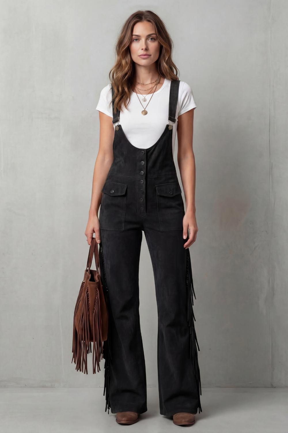 Valnera – Detalhe de franjas estilo western – Macacão flare