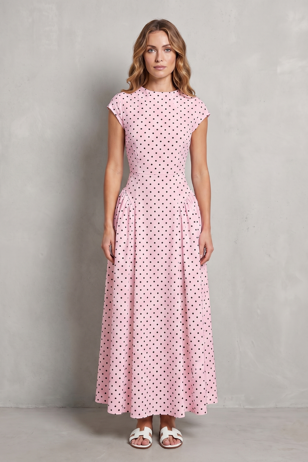 Veloura – Elegância vintage com poás – Vestido longo