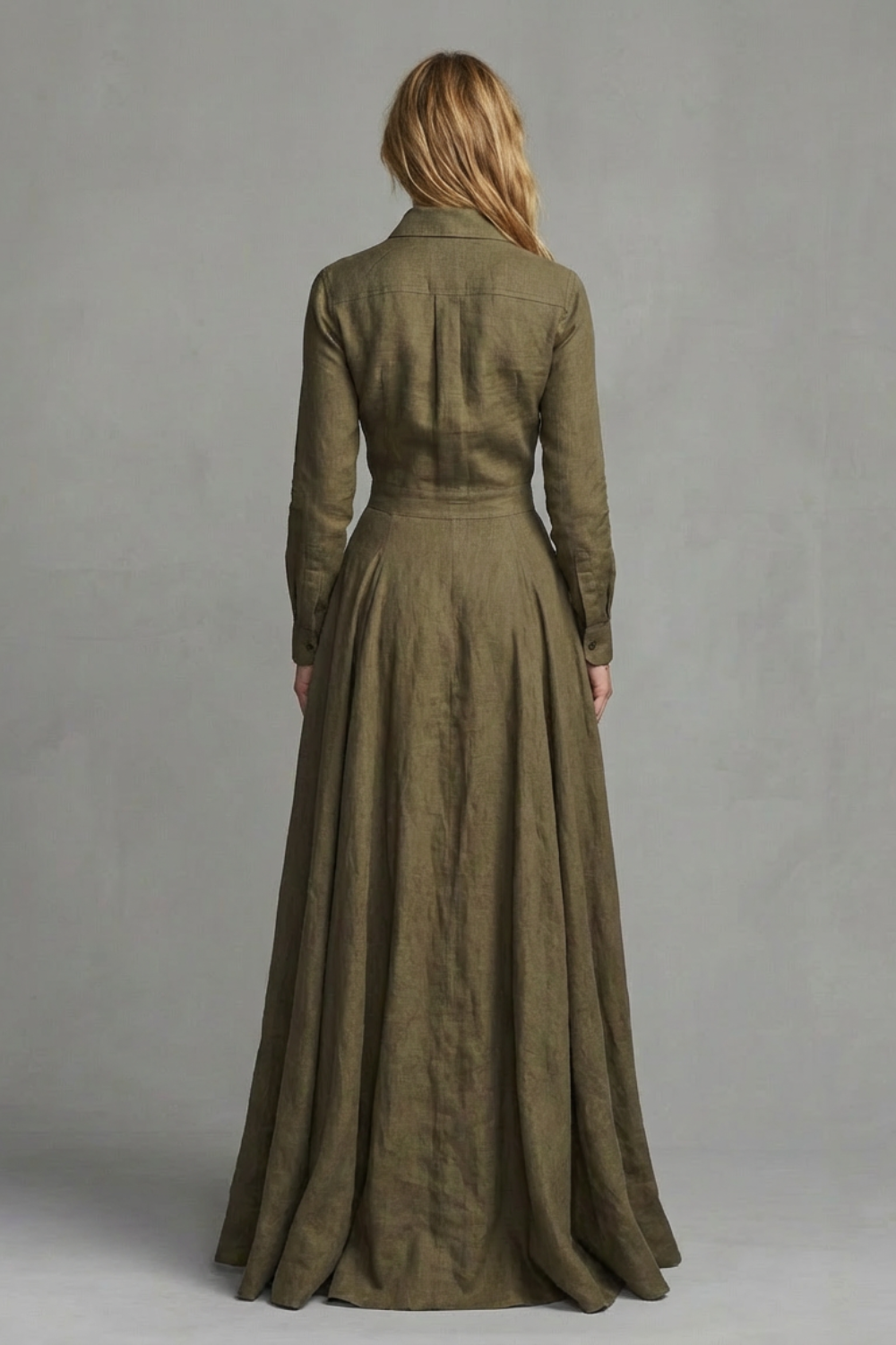 Verona – Vestido Longo com Gola e Manga Longa
