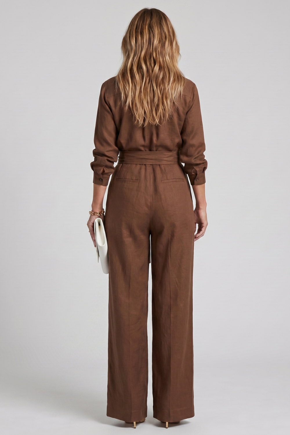Virella – Elegância alfaiatada sem esforço – Macacão pantalona