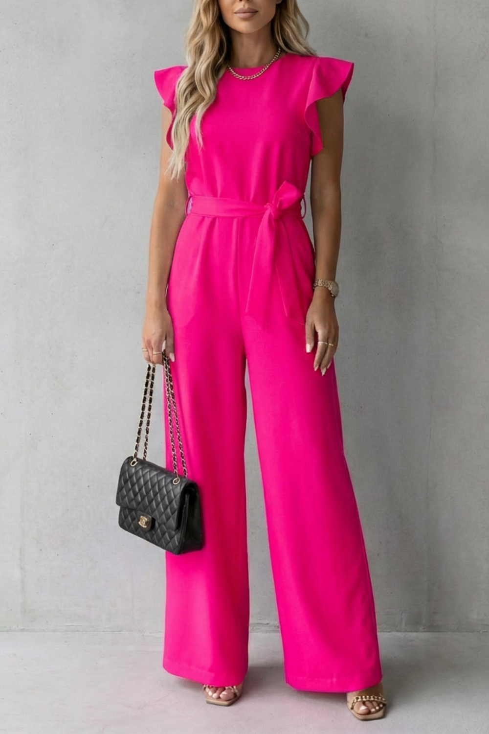 Virelle – Macacão pantalona com manga babado e cinto