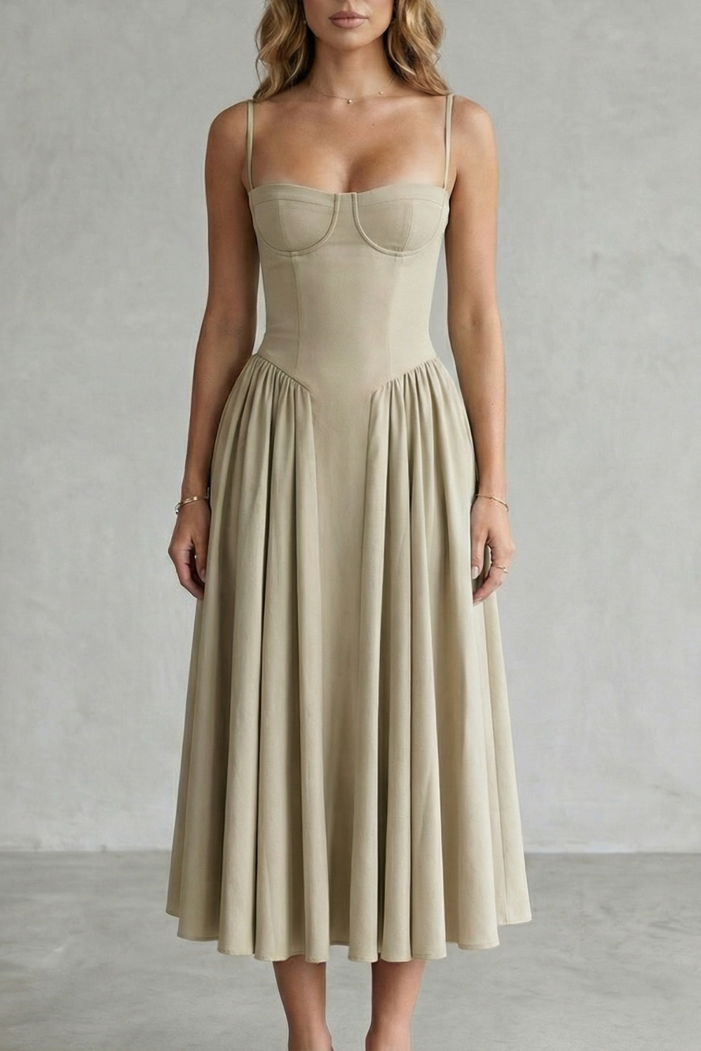 Calliope – Estrutura atemporal – Vestido Midi Feminino Estruturado sem Mangas