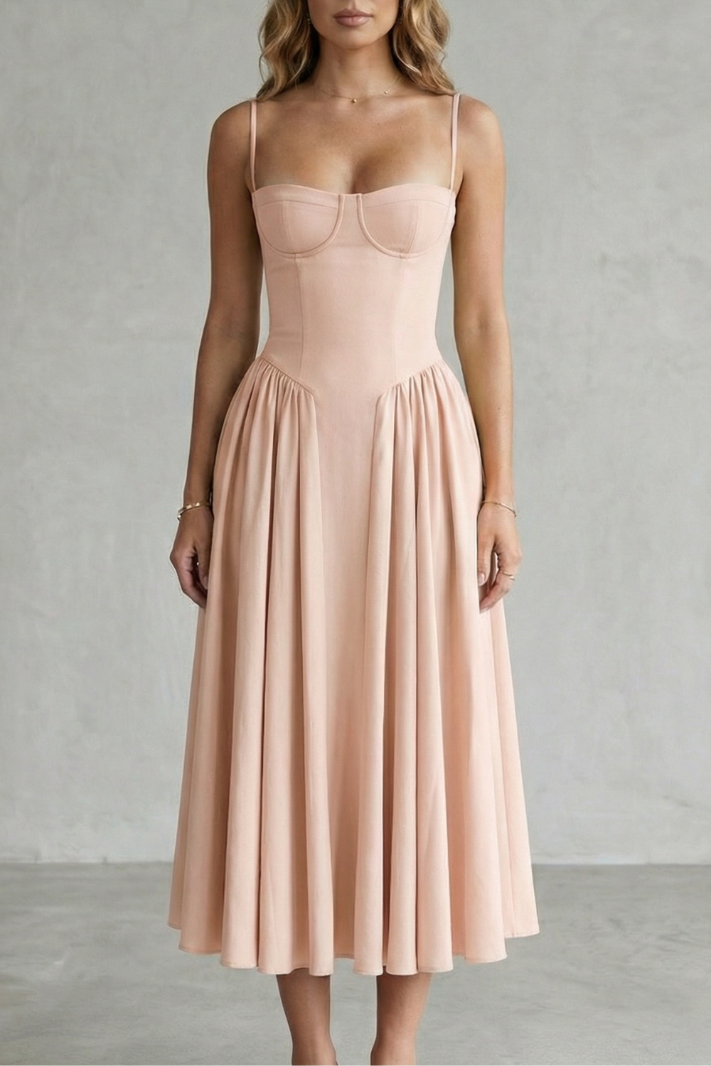 Calliope – Estrutura atemporal – Vestido Midi Feminino Estruturado sem Mangas