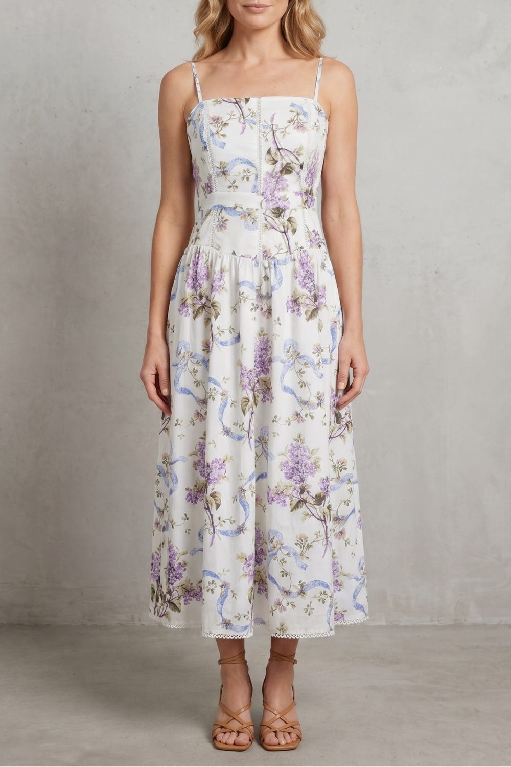 Parven – Corpete esculpido floral – Vestido midi floral