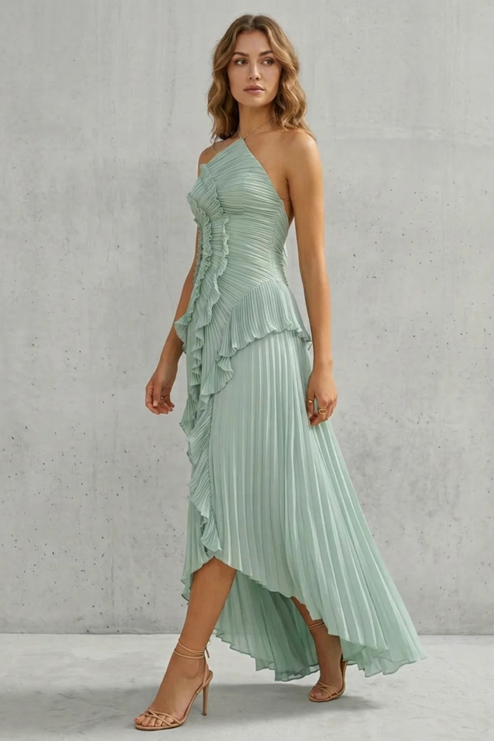 Lavirea – Pregas esculturais – Vestido midi ombro único