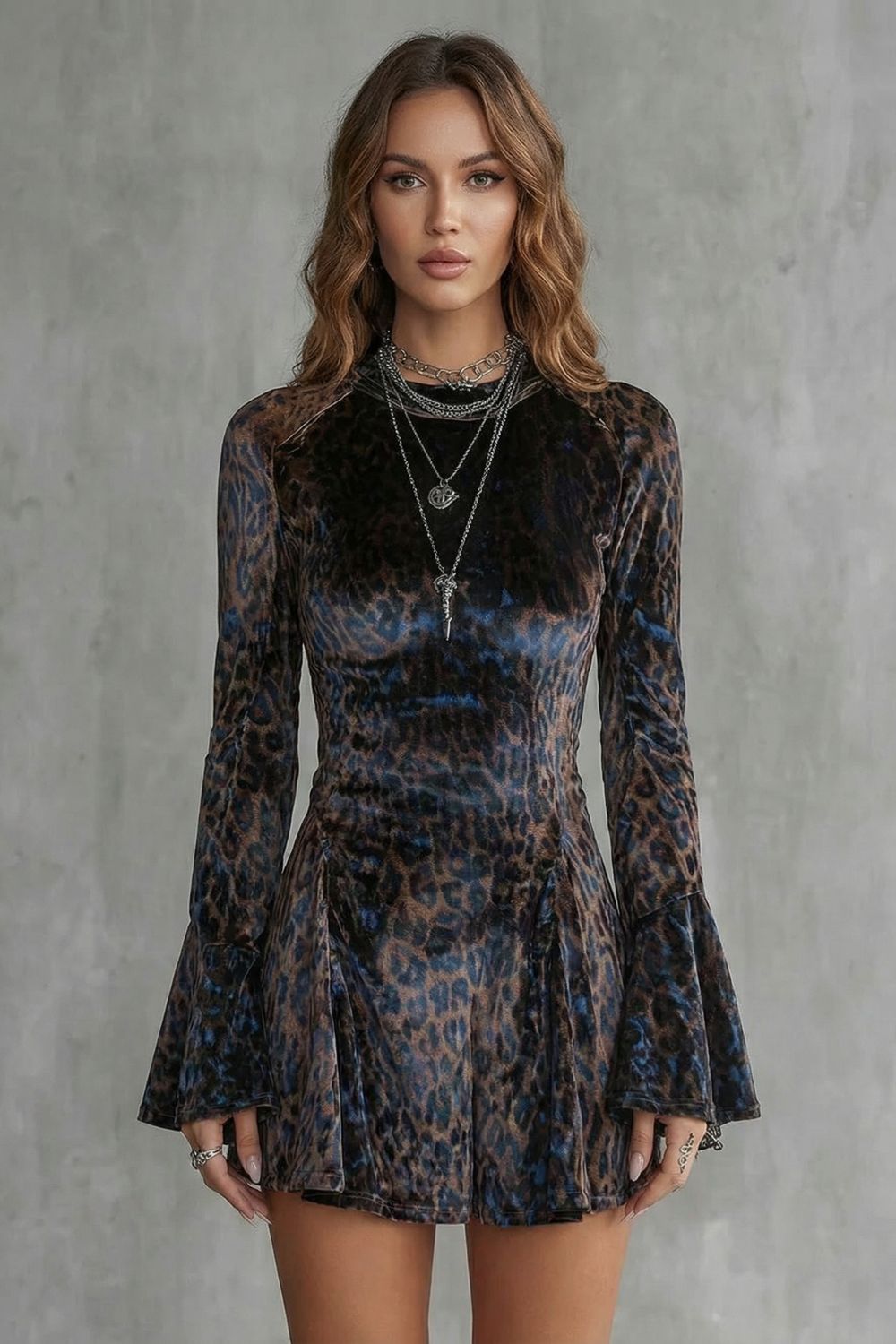 Bellanca – Manga flare – Vestido curto estampa leopardo
