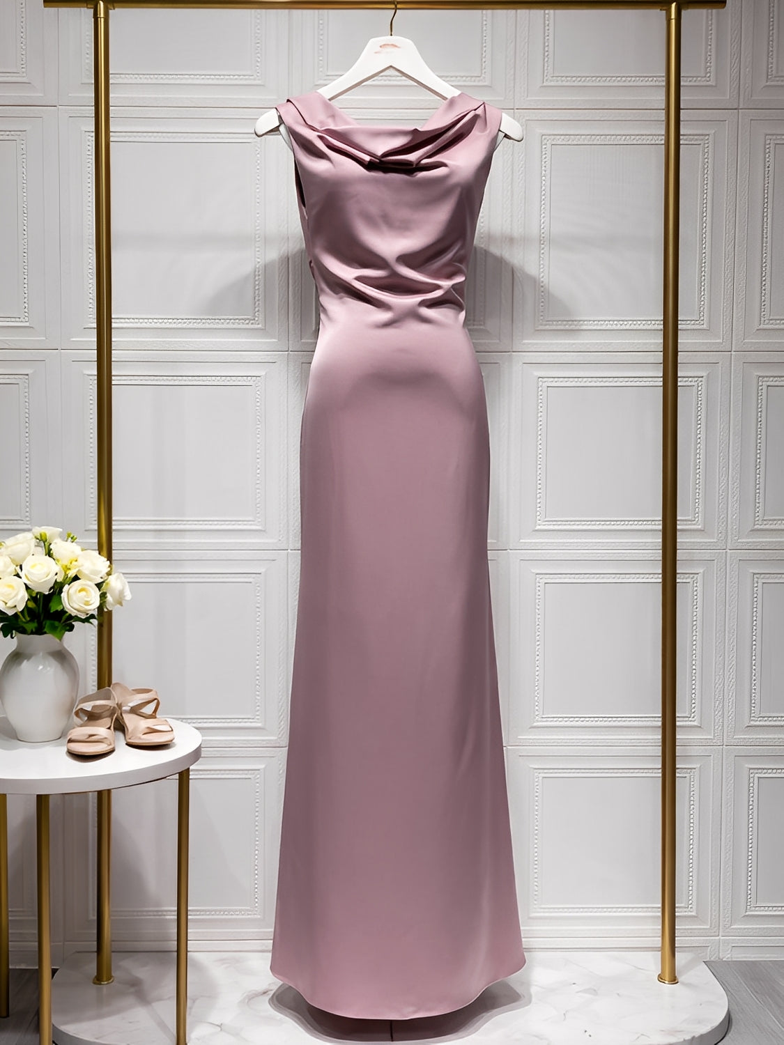 Vestido Longo Acetinado Decote Drapeado Costas Nuas - Daphne