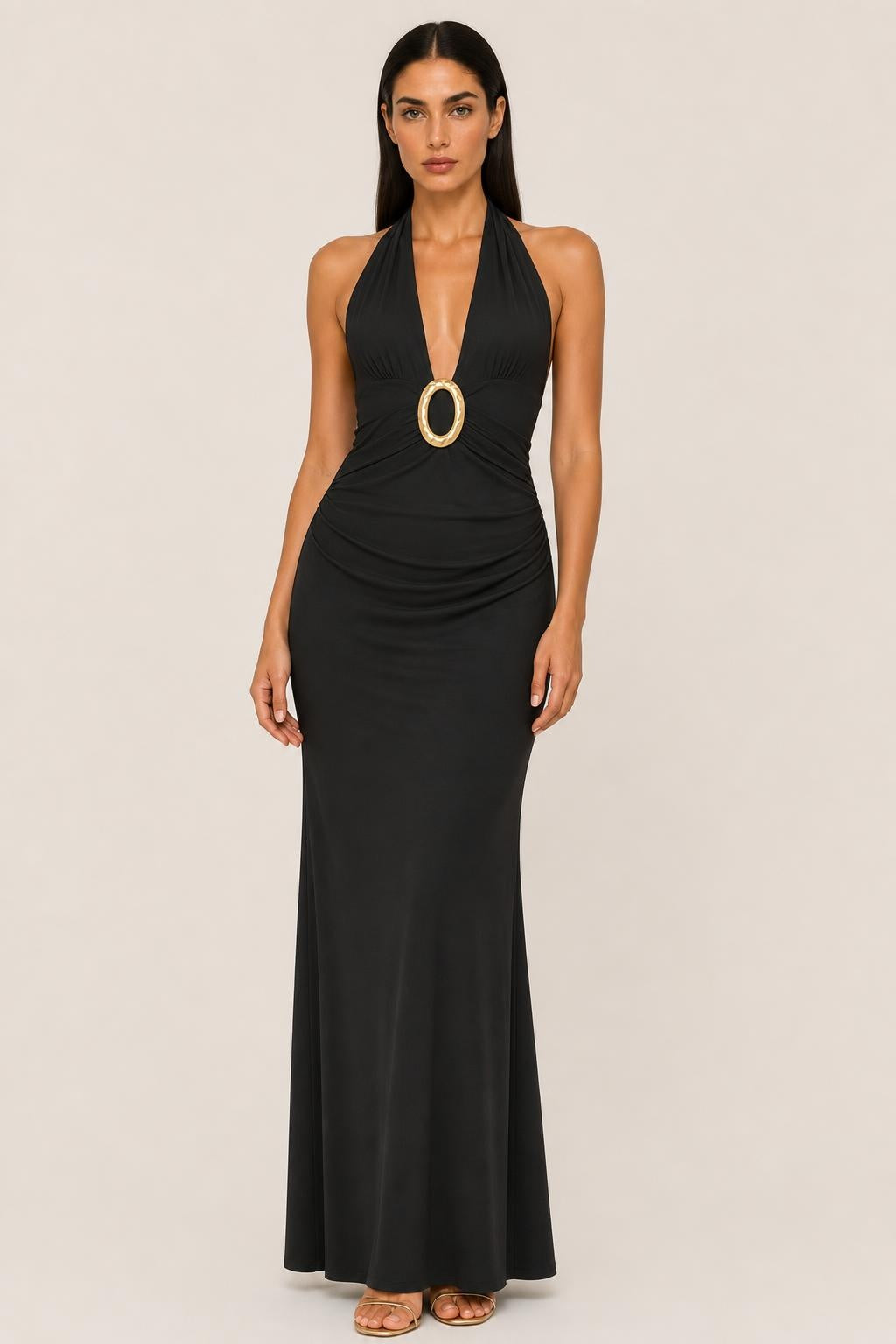 Vestido Longo Halter Decote V Fivela Dourada - Solange — studio_front — Helena [6c0abc80-cfac-41cf-b38d-7870cc896f39]