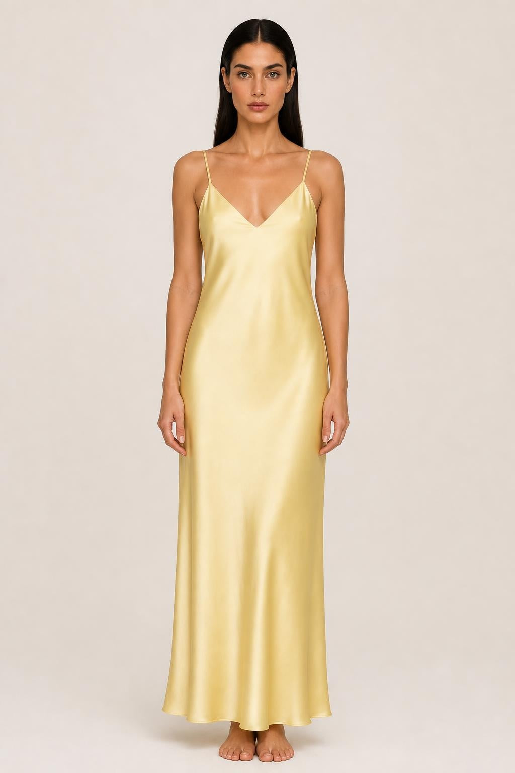 Vestido Longo Cetim Alças Finas Decote V - Emília — studio_front — Helena [c3945780-db84-4246-832b-a36ced433d7e]