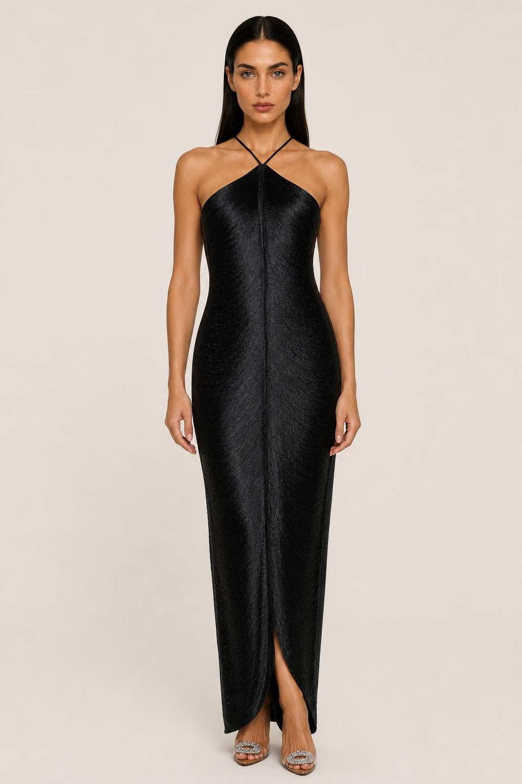 Vestido Longo com Franjas e Decote Halter - Ariane — studio_front — Helena [77ffc4fd-21c2-492d-8cfb-5e0383b3f2ad]