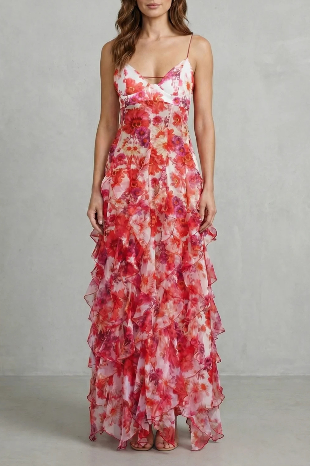 Fiorella – Flores em aquarela – Vestido longo de chiffon com babados