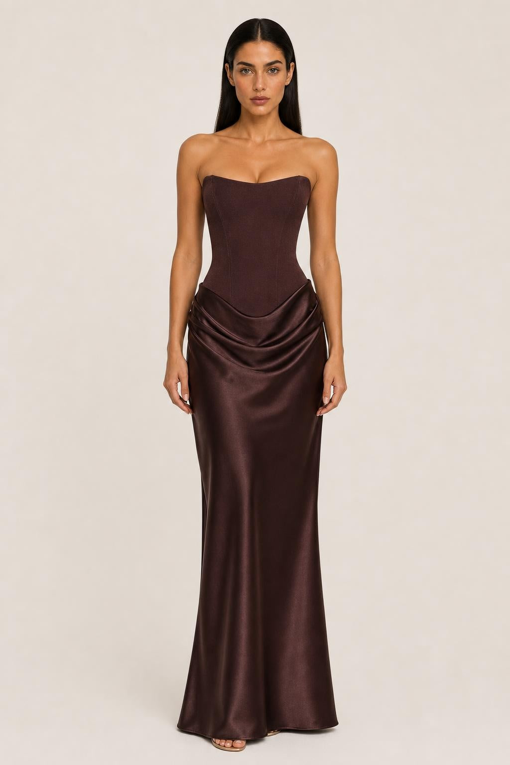 Vestido Longo Acetinado com Corpete Estruturado - Emanuelle — studio_front — Helena [83d850b4-e6d4-4639-b01a-63d9d283086e]