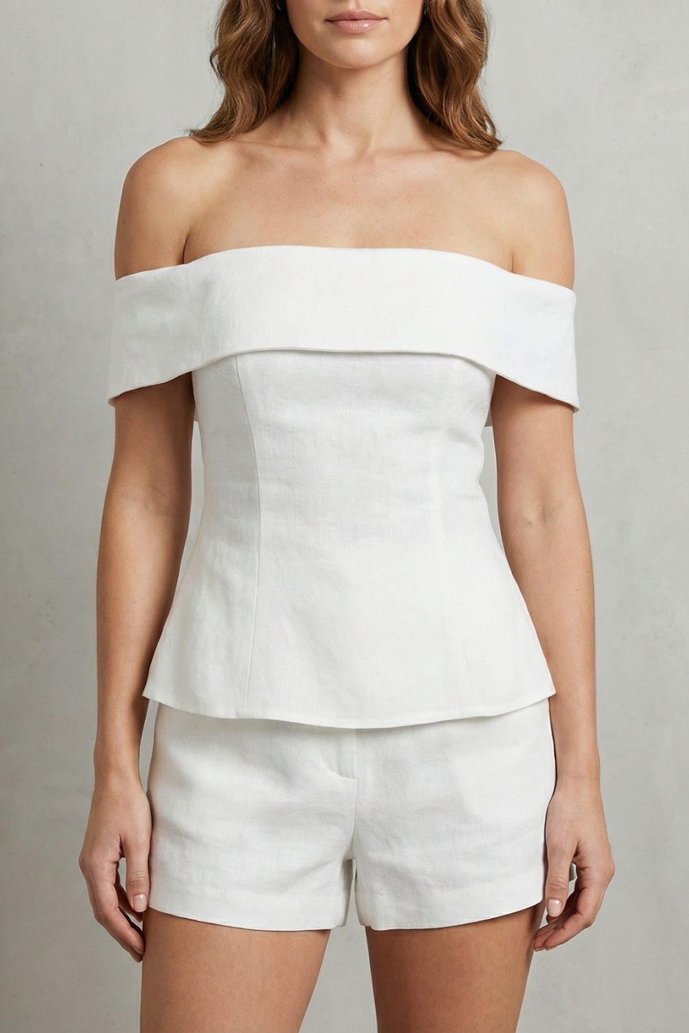 Alvienne – Elegância ombro a ombro com peplum – Conjunto de duas peças