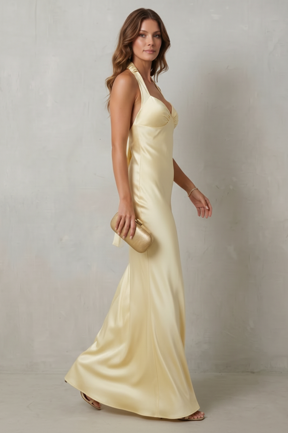 Auréliane – Elegância da hora dourada – Vestido longo de cetim ombro a ombro para noite